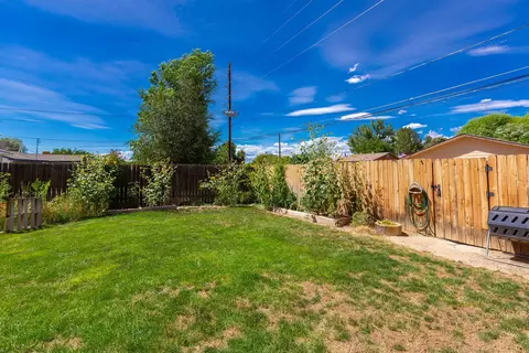 Exterior - 1047 E Aspen Ave, Fruita, CO 81521 photo 4 of 8
