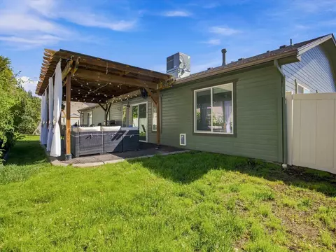 Exterior - 853 Jasper Dr, Fruita, CO 81521 photo 4 of 6