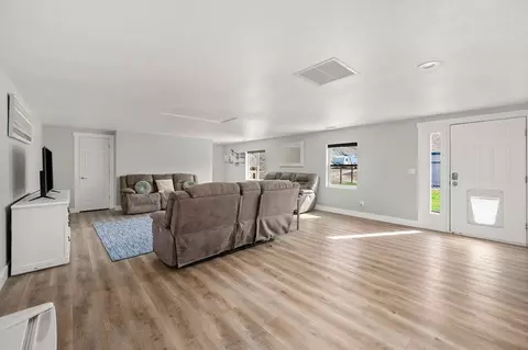 Living - 1694 Arroyo Ct, Mack, CO 81525 photo 2 of 2