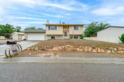 2703 12 Rincon Dr, Grand Junction, CO 81503