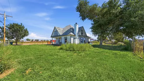 Exterior - 1130 20 Rd, Fruita, CO 81521 photo 2 of 8