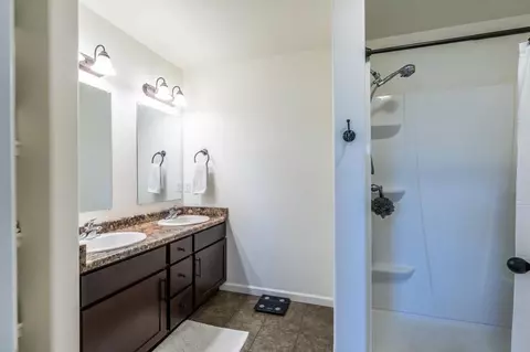 Bath - 503 Blair St, Fruita, CO 81521 photo 2 of 4