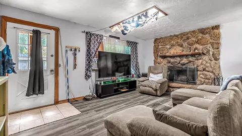 Living - 718 E Rio Blanco Ave, Rangely, CO 81648 photo 3 of 3
