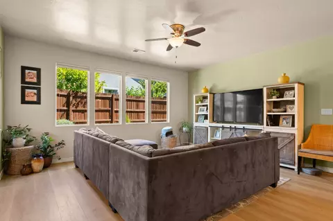 Living - 951 Vintners Ct, Fruita, CO 81521 photo 1 of 1
