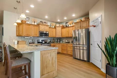 Kitchen - 951 Vintners Ct, Fruita, CO 81521 photo 3 of 5