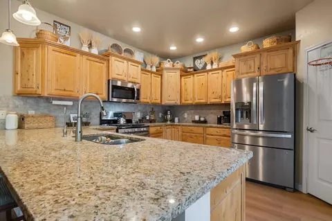Kitchen - 951 Vintners Ct, Fruita, CO 81521 photo 1 of 5