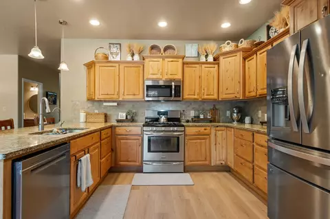 Kitchen - 951 Vintners Ct, Fruita, CO 81521 photo 2 of 5