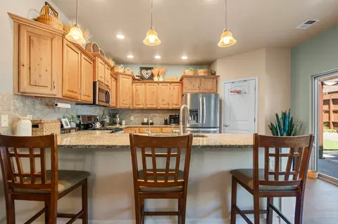 Kitchen - 951 Vintners Ct, Fruita, CO 81521 photo 4 of 5