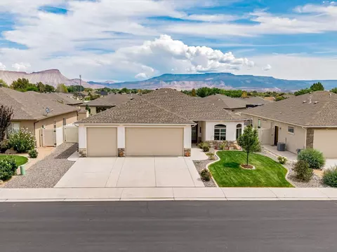 666 Strathearn Dr, Grand Junction, CO 81504