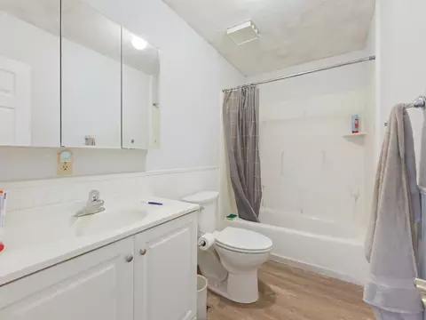 Bath - 463 W 4th St, De Beque, CO 81630 photo 3 of 3