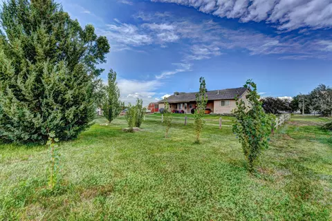 Exterior - 927 21 Rd, Fruita, CO 81521 photo 7 of 7
