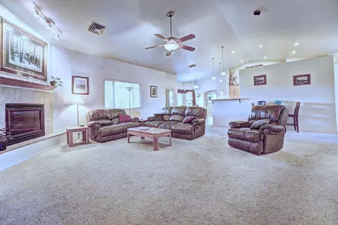 Living - 927 21 Rd, Fruita, CO 81521 photo 1 of 2
