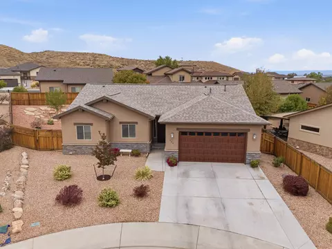 209 Whisper Ln, Grand Junction, CO 81503
