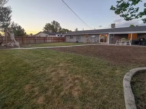 Exterior - 1032 E Grand Ave, Fruita, CO 81521 photo 8 of 9