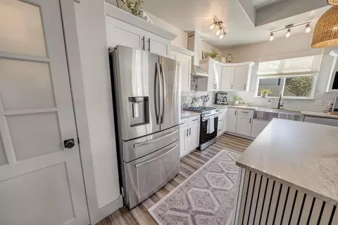 Kitchen - 1404 Limber Pine St, Fruita, CO 81521 photo 5 of 6