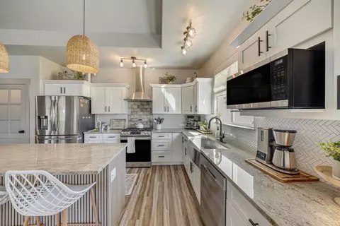 Kitchen - 1404 Limber Pine St, Fruita, CO 81521 photo 2 of 6