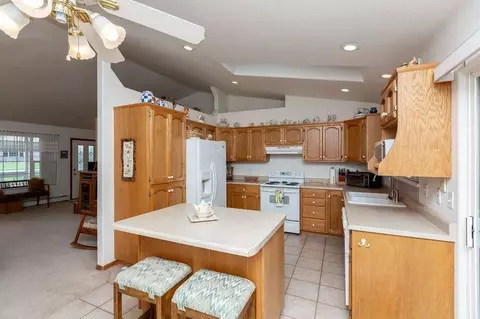 Kitchen - 500 Elderberry Dr, Fruita, CO 81521 photo 4 of 6