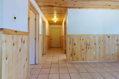Entry Way - 20479 North Rd, Eckert, CO 81418 photo 2 of 4