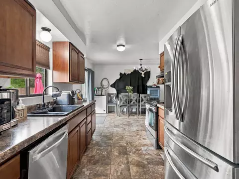 Kitchen - 235 E Concord Dr, Fruita, CO 81521 photo 2 of 2