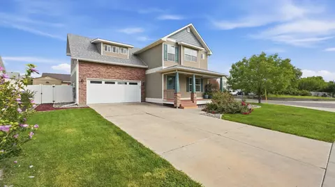 Exterior - 112 Wimberly Dr, Fruita, CO 81521 photo 2 of 5