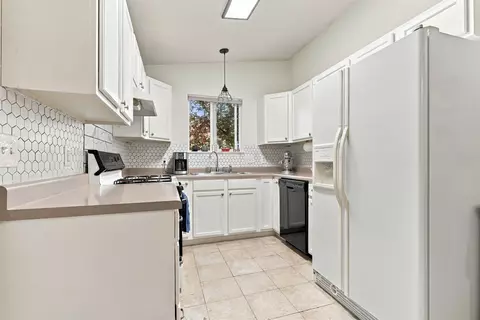 Kitchen - 1131 Walnut St, Fruita, CO 81521 photo 3 of 4