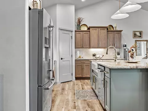 Kitchen - 1949 Tomochic Dr, Fruita, CO 81521 photo 3 of 4