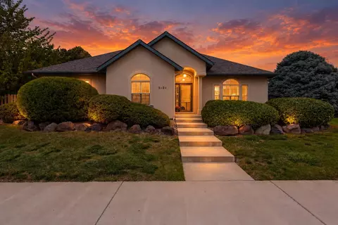 2326 Knoll Cir, Grand Junction, CO 81506