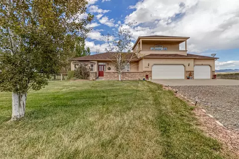 1792 12 Rd, Loma, CO 81524