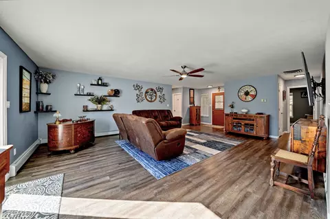 Living - 632 Jasper Dr, Fruita, CO 81521 photo 2 of 2