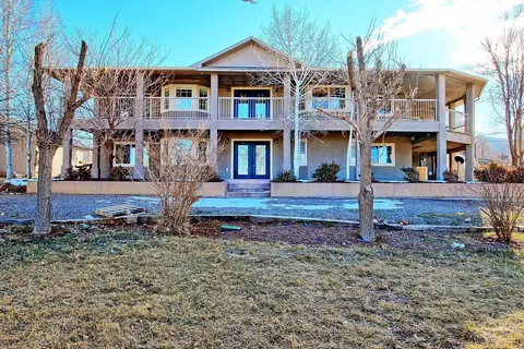 165 Dee Vee Dr, Grand Junction, CO 81503