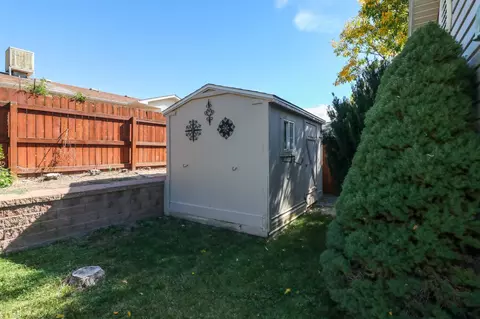 Exterior - 162 Drumlin Cir, Fruita, CO 81521 photo 5 of 6