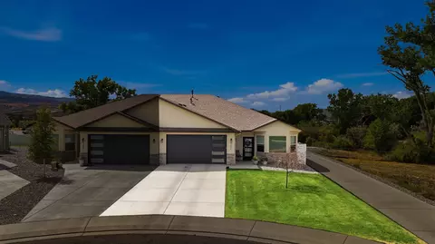 Exterior - 592 Gewont Ln, Fruita, CO 81521 photo 7 of 8