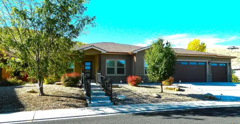 207 Hideaway Ln, Grand Junction, CO 81503