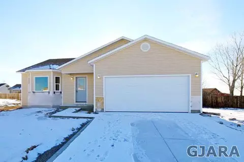 1207 Sunridge Ave, Rangely, CO 81648 photo 1