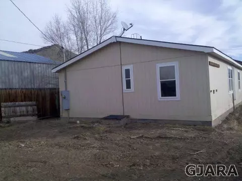 481 Charles Ave, De Beque, CO 81630 photo 2