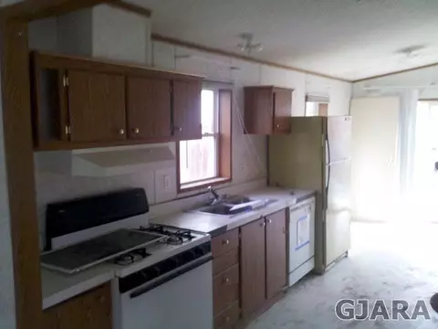 481 Charles Ave, De Beque, CO 81630 photo 3