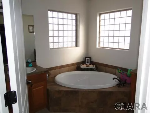 835 Dee Ann St, Fruita, CO 81521 photo 8