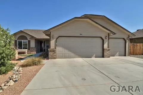 941 Agate Ct, Fruita, CO 81521 photo 2
