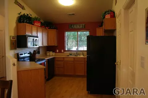 701 Dover St, Fruita, CO 81521 photo 2