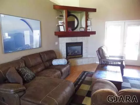 936 Agate Ct, Fruita, CO 81521 photo 3