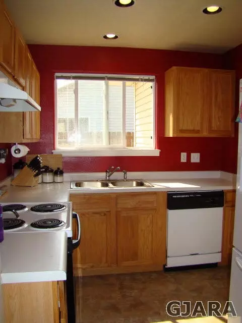 1254 Powell St, Fruita, CO 81521 photo 9