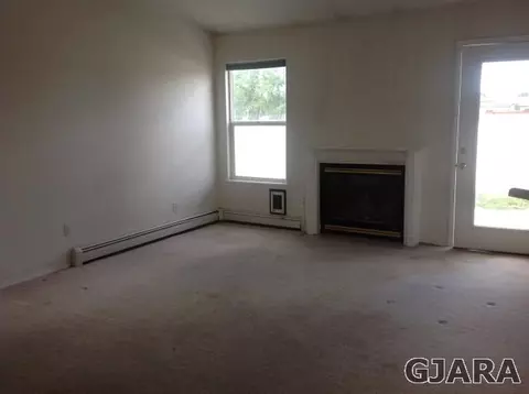 514 Hazel Cir, Fruita, CO 81521 photo 2