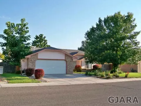 1122 Aquarius Ave, Fruita, CO 81521 photo 2