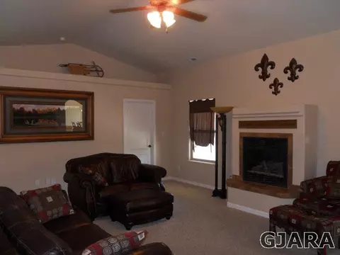 812 Dee Ann St, Fruita, CO 81521 photo 3