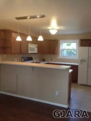 906 E Harrison Ave, Fruita, CO 81521 photo 2