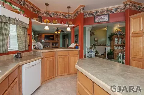 4557 W Rd, De Beque, CO 81630 photo 7