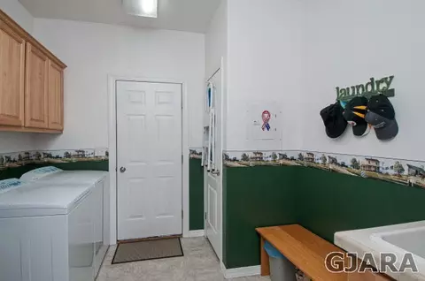 4557 W Rd, De Beque, CO 81630 photo 23