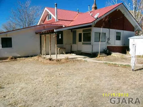 680 Curtis Ave, De Beque, CO 81630 photo 2