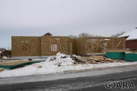 496 Brandon Dr, Fruita, CO 81521 photo 1