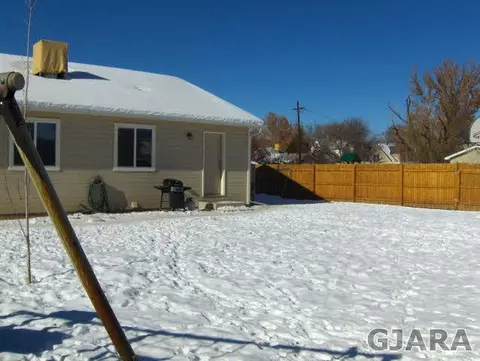 204 S Apple St, Fruita, CO 81521 photo 3